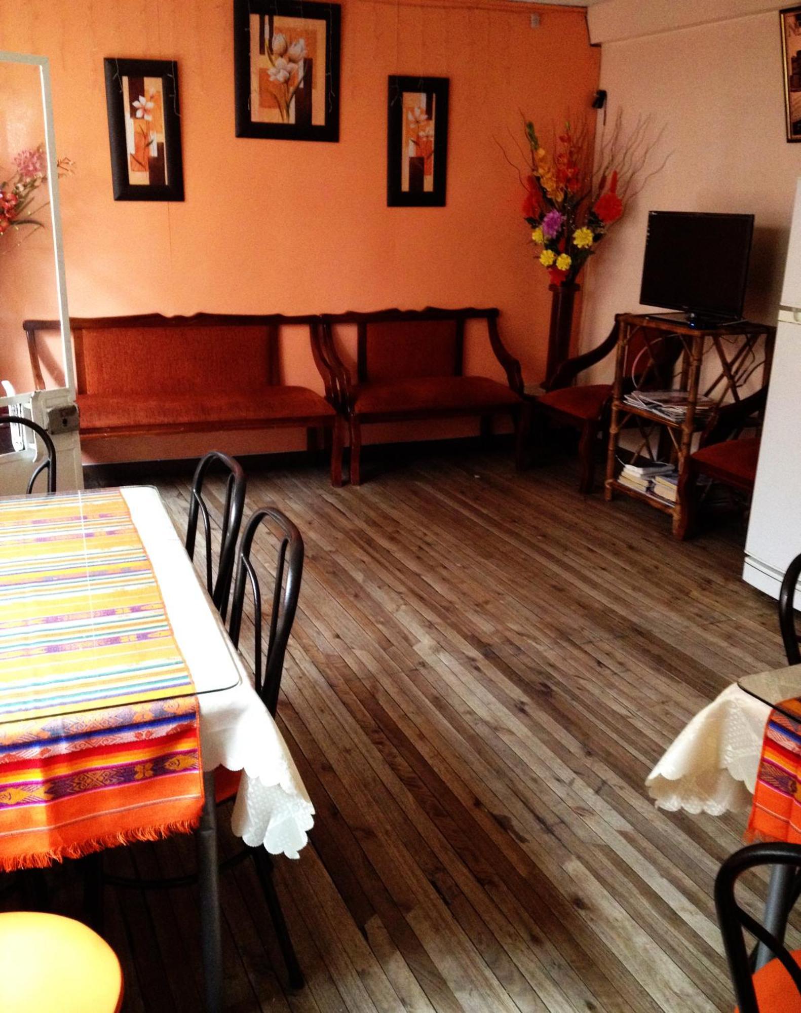 Hostal Yumbo Imperial Quito Luaran gambar